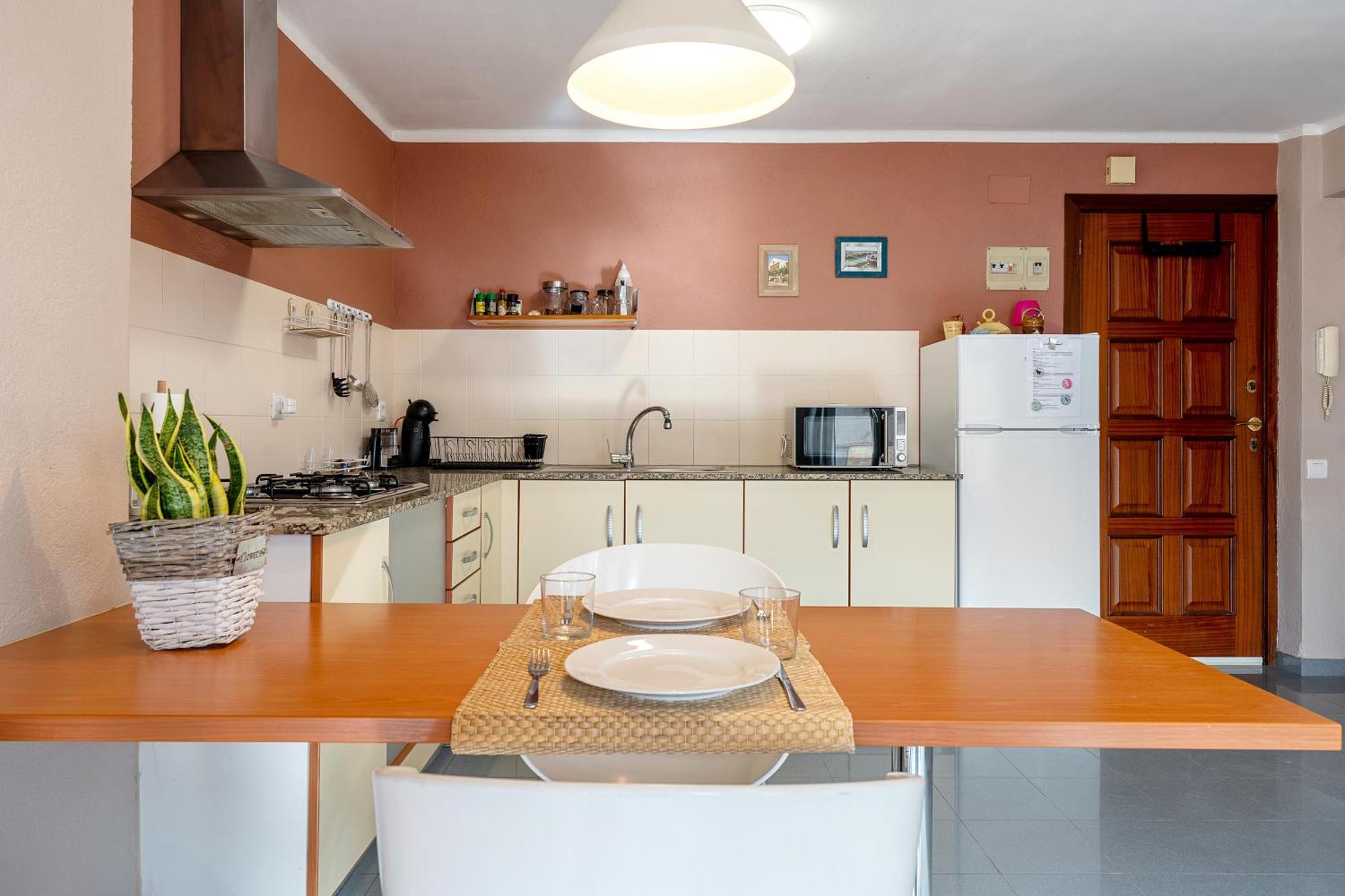 Super Terraza Apartment Ампоста Екстериор снимка